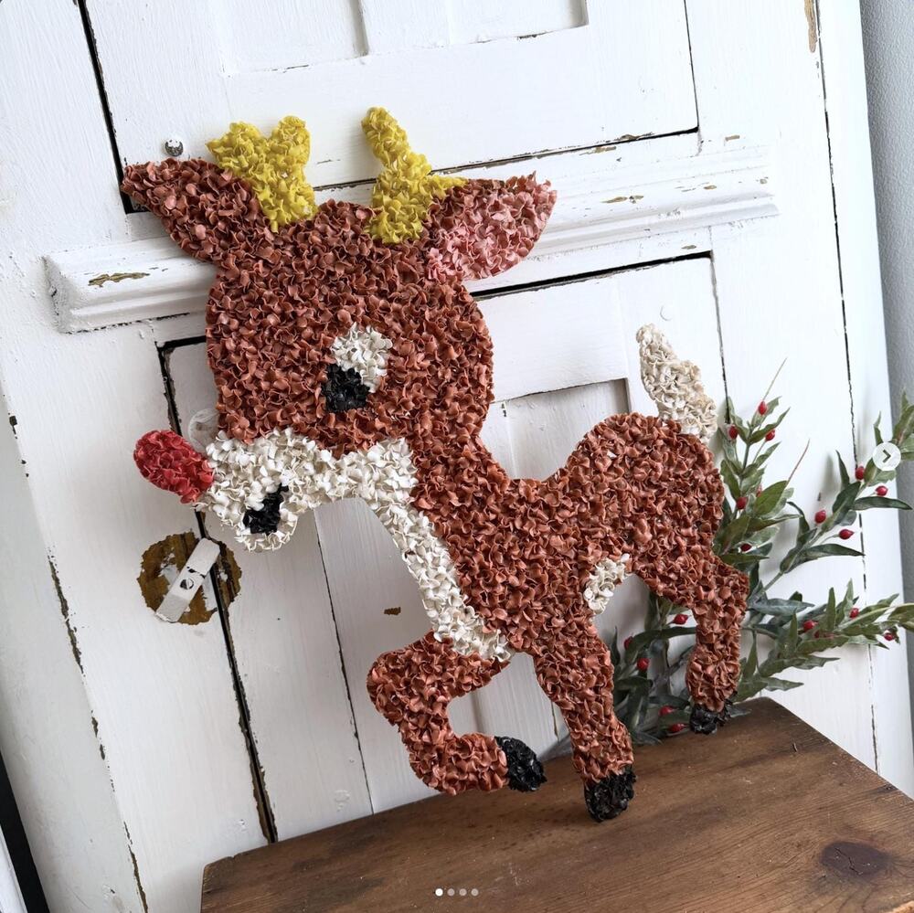 Vintage Rudolph Melted Popcorn Plastic Christmas